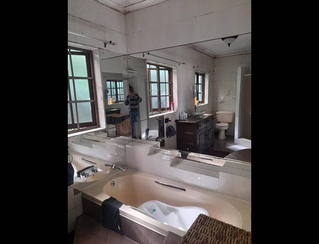 4 BEDROOM FREESTANDING FOR SALE IN CLARENDON